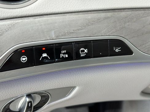 Used 2015 Mercedes-Benz S 550 Sedan image 35