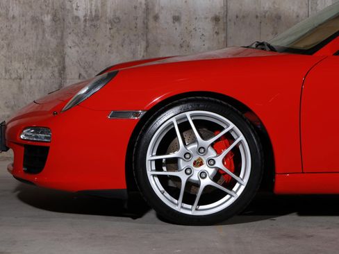 Used 2009 Porsche 911 Carrera S image 10