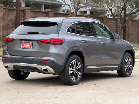 Certified 2025 Mercedes-Benz GLA 250 image 11