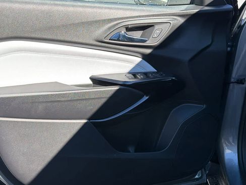 New 2026 Chevrolet Trax LT image 23