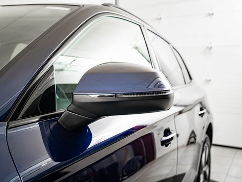 Certified 2025 Audi Q5 2.0T Premium w/ Convenience Plus Package image 17