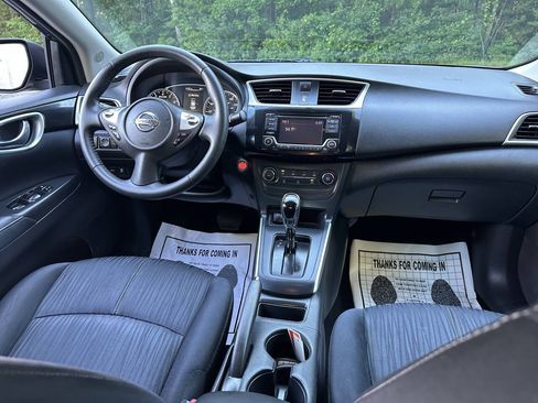 Used 2016 Nissan Sentra SV FWD image 7