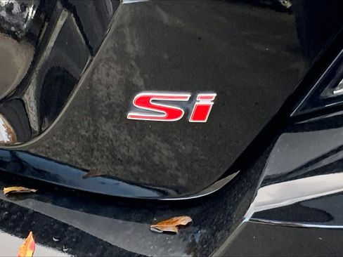 Used 2018 Honda Civic Si image 27