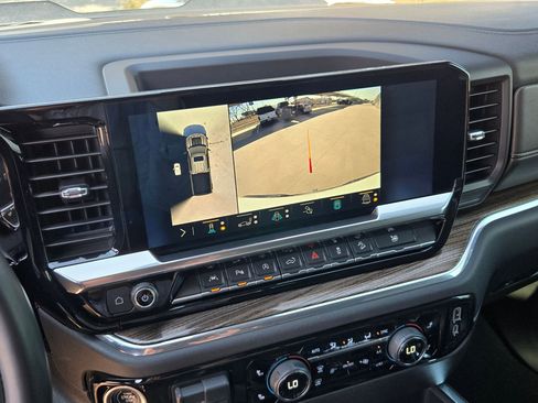 Certified 2023 Chevrolet Silverado 1500 LT Trail Boss w/ LT Trail Boss Premium Package image 18