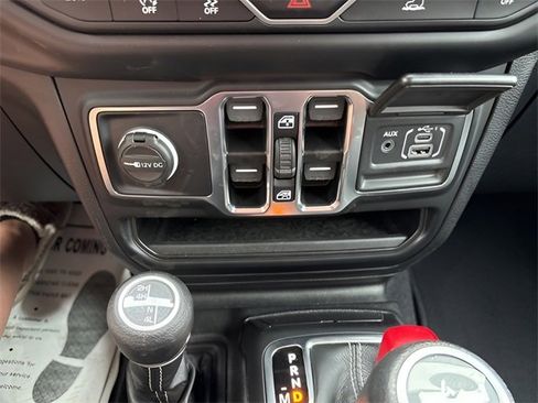 Used 2021 Jeep Wrangler Unlimited Sahara w/ Uconnect 4C Nav & Sound Group image 16