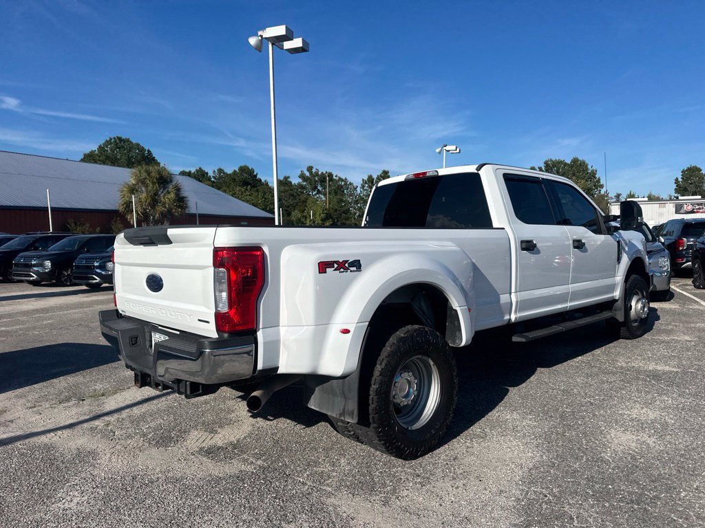 Used 2017 Ford F350 XLT w/ FX4 Off-Road Package AWD/4WD image 3