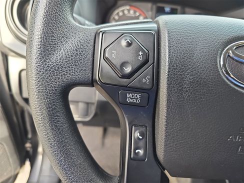 Used 2022 Toyota Tacoma SR image 16
