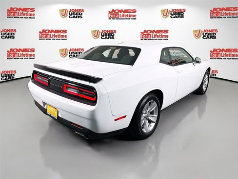 Used 2023 Dodge Challenger SXT w/ Cold Weather Group image 15