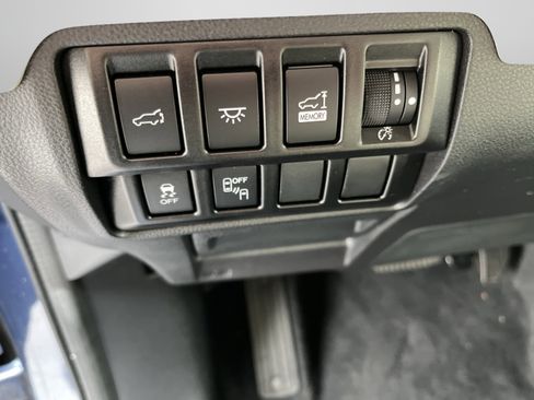 Used 2022 Subaru Ascent Premium w/ Convenience Package image 15