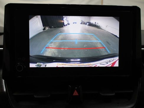 Used 2024 Toyota Corolla LE image 21