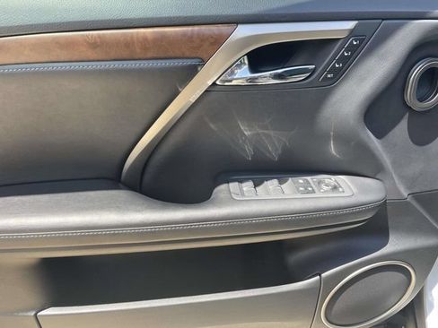Used 2022 Lexus RX 350L FWD w/ Premium Package image 20