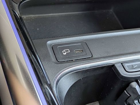 Used 2021 Mercedes-Benz GLA 250 w/ Premium Package image 21