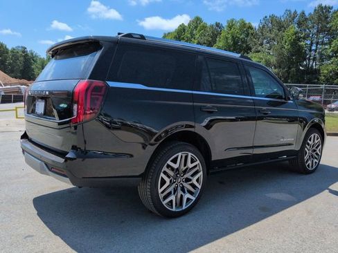 New 2026 Ford Expedition Platinum w/ Platinum Ultimate Package AWD/4WD image 4