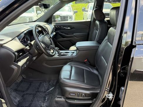 Certified 2023 Chevrolet Traverse RS AWD/4WD image 12