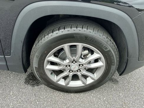 Certified 2024 GMC Terrain SLT AWD/4WD image 26