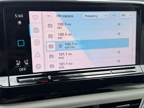 New 2026 Volkswagen Atlas Cross Sport SEL Premium R-Line AWD/4WD image 24