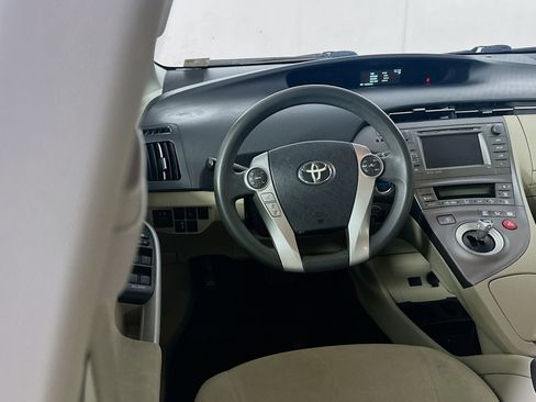 Used 2015 Toyota Prius Three w/ Solar Roof Package image 18