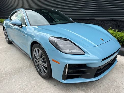 Certified 2026 Porsche Panamera 4 E-Hybrid AWD/4WD image 10