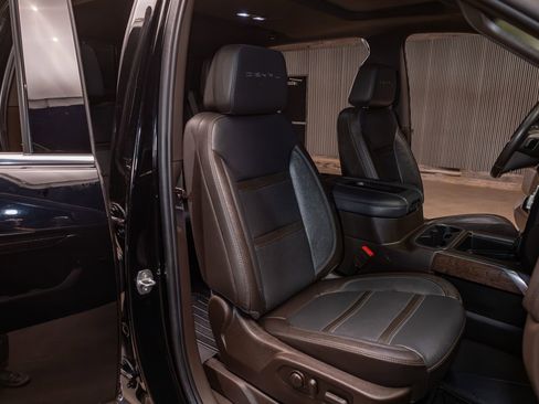 Used 2021 GMC Sierra 2500 Denali w/ Denali Ultimate Package AWD/4WD image 28