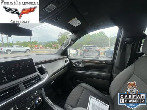 Used 2022 GMC Yukon XL SLE RWD image 11