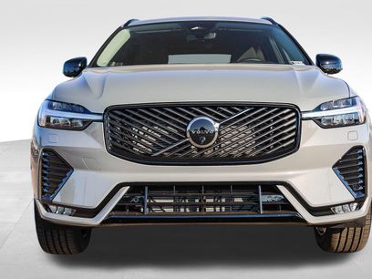New 2026 Volvo XC60 B5 Plus