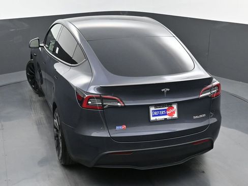 Used 2022 Tesla Model Y Performance AWD/4WD image 30