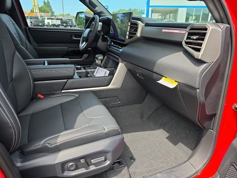 New 2026 Toyota Tundra Limited AWD/4WD image 15