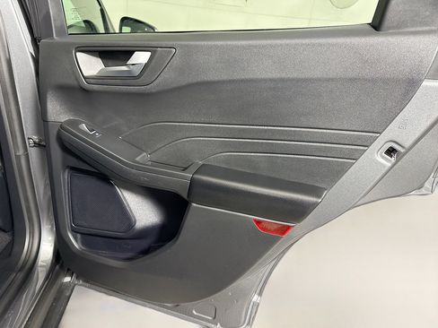 Used 2024 Ford Escape ST-Line Select image 28