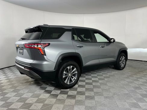 Used 2025 Chevrolet Equinox LT image 8