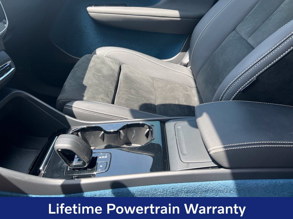 Certified 2023 Volvo C40 P8 Recharge Ultimate AWD/4WD image 15