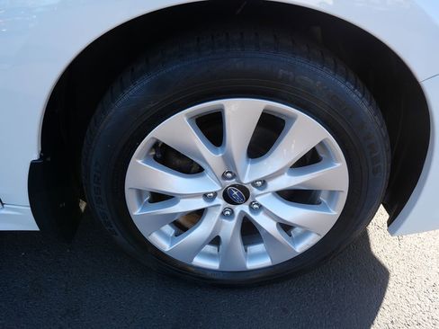 Used 2017 Subaru Legacy 2.5i Premium w/ Moonroof Package image 33