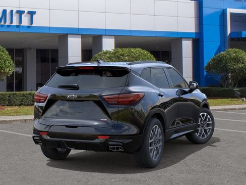 New 2026 Chevrolet Blazer RS w/ LPO, Floor Liner Package FWD image 4