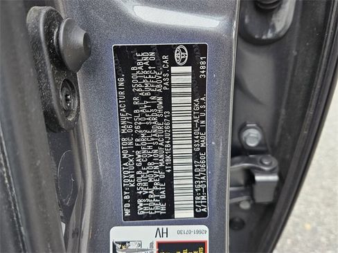 Used 2018 Toyota Avalon XLE image 7