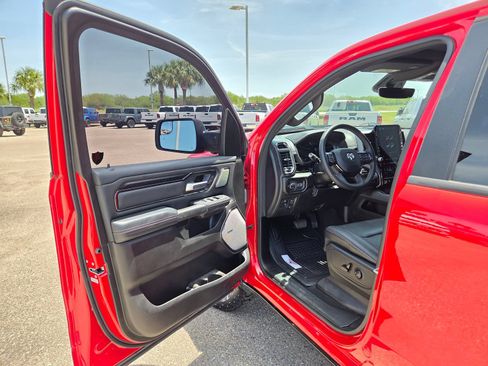 Used 2025 RAM 1500 Rebel w/ Rebel Level 2 Equipment Group AWD/4WD image 16