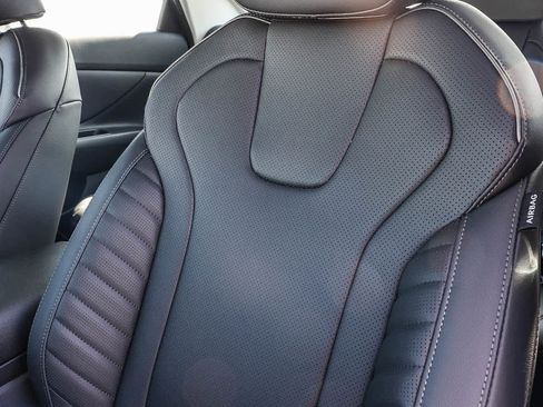 New 2026 Hyundai Elantra Limited image 33