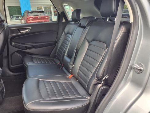 Used 2023 Ford Edge SEL image 19