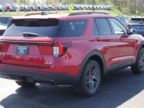 New 2026 Ford Explorer ST-Line AWD/4WD image 14