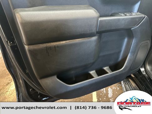 Used 2023 Chevrolet Silverado 1500 Custom image 11