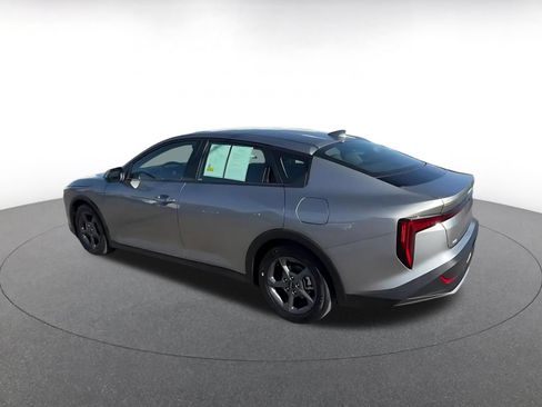 Used 2026 Kia K4 FWD image 10