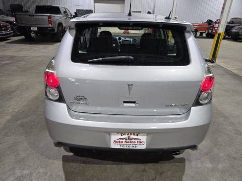 Used 2009 Pontiac Vibe GT FWD image 11