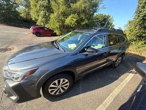 Certified 2025 Subaru Outback Premium w/ Popular Package #1A AWD/4WD image 8