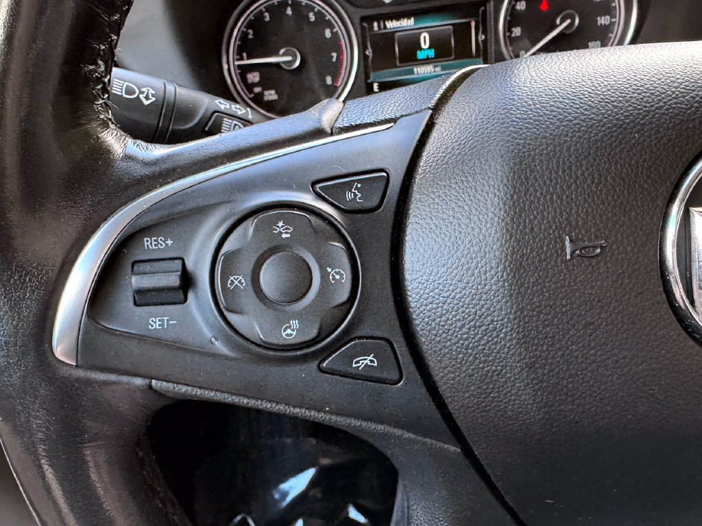 Used 2018 Buick Enclave Premium AWD/4WD image 30