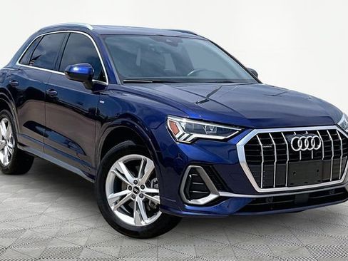 Used 2024 Audi Q3 2.0T Premium AWD/4WD image 11