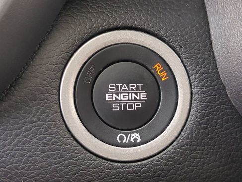 Used 2026 RAM 2500 Big Horn AWD/4WD image 30
