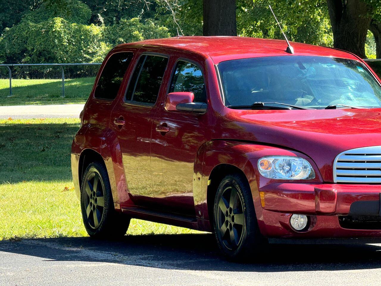 Used 2008 Chevrolet HHR LT w/ Enhanced Safety Package FWD image 16