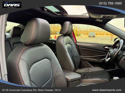 Used 2021 Volkswagen Jetta GLI Autobahn w/ GLI Autobahn Black Package image 29