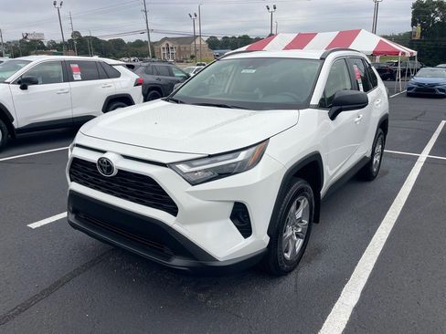 New 2025 Toyota RAV4 LE image 3