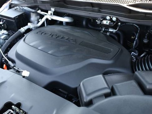 New 2026 Honda Odyssey Touring image 9