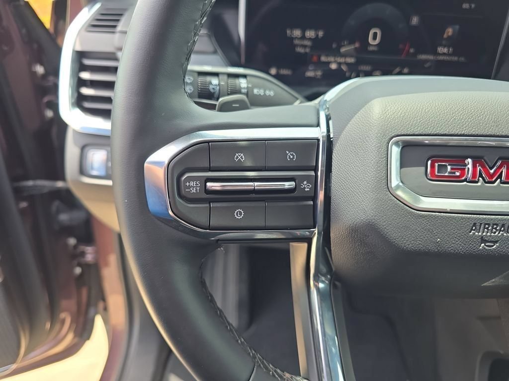 Used 2026 GMC Acadia Elevation w/ Elevation Premium Package AWD/4WD image 18