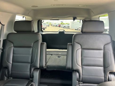 Used 2019 GMC Yukon Denali w/ Denali Ultimate Black Edition AWD/4WD image 28